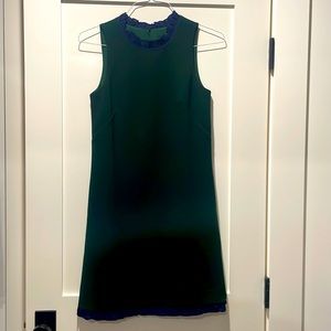 Jcrew green shift dress with navy frill collar. Size 0. Tags attached.